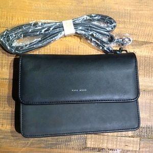 Black Pixie Mood vegan purse